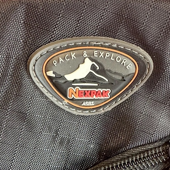 NexPak Tactical Sling Shoulder Hiking Backpack Pink Black Crossbody Travel 21” - Picture 3 of 14